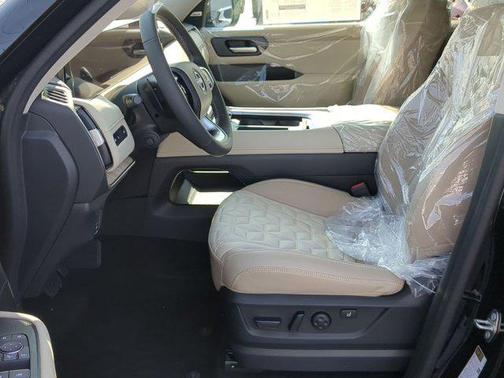 2025 Nissan Armada Platinum Reserve 4WD