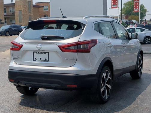 2021 Nissan Rogue Sport SL