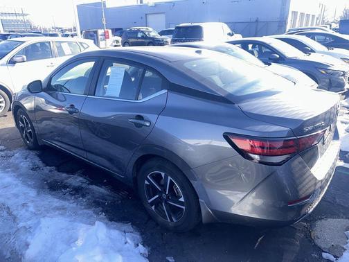 2025 Nissan Sentra SV