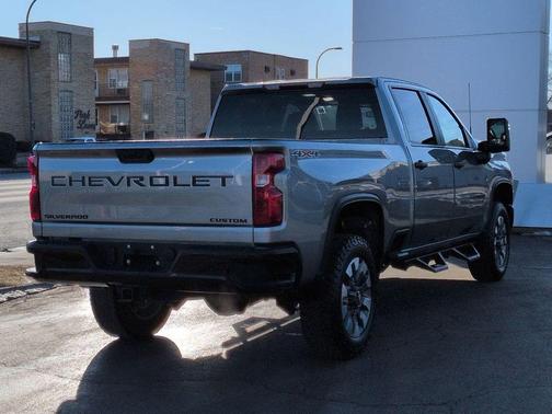 2024 Chevrolet Silverado 2500 Custom