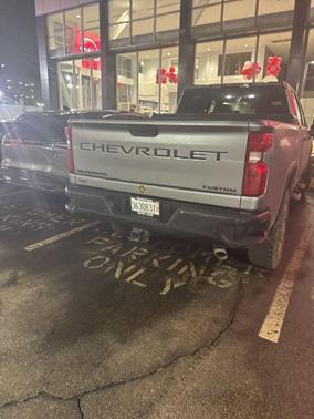 2024 Chevrolet Silverado 2500 Custom