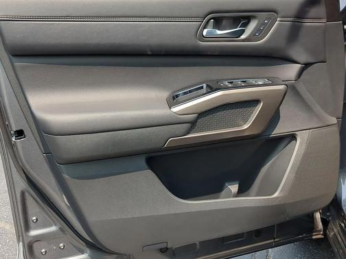 Gun Metallic 2024 Nissan Pathfinder Platinum 4WD