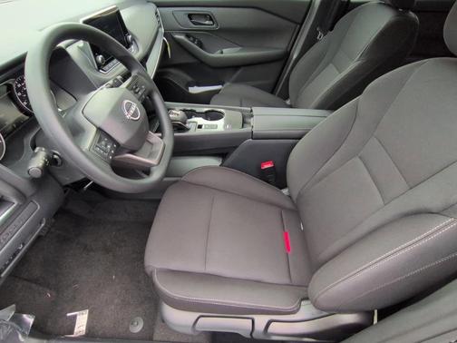 Super Black 2026 Nissan Rogue S