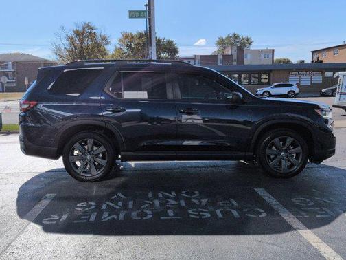 2025 Honda Pilot Sport