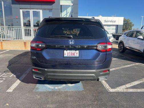 2025 Honda Pilot Sport