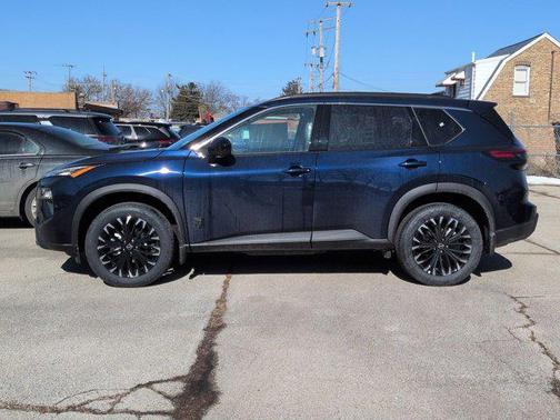 2026 Nissan Rogue Dark Armor
