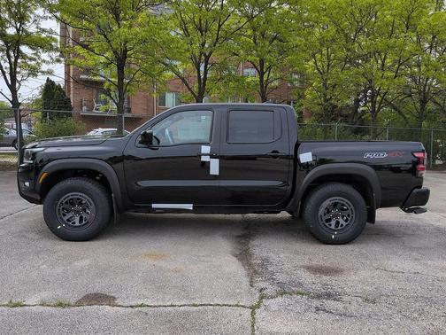 Super Black 2026 Nissan Frontier PRO-4X
