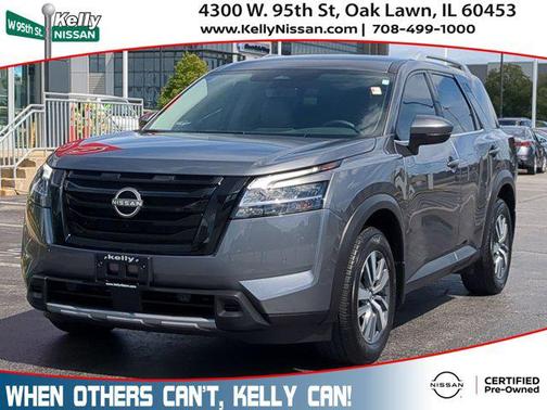 2023 Nissan Pathfinder SL 4WD