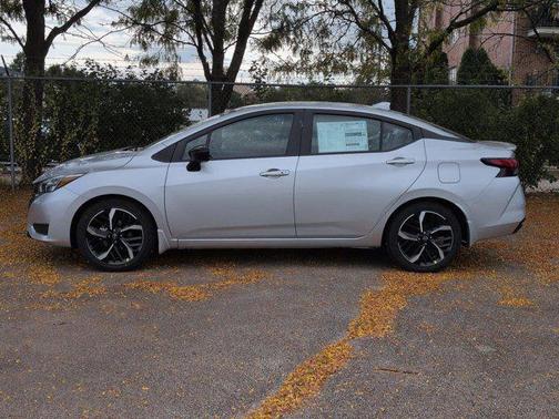 2025 Nissan Versa 1.6 S