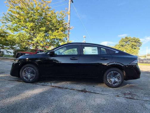 Super Black 2027 Nissan Sentra S