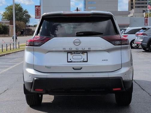2025 Nissan Rogue S