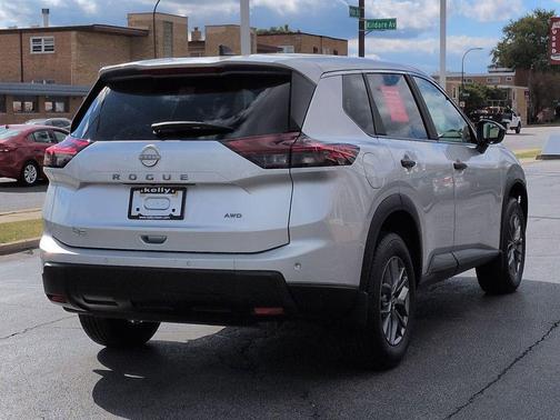 2025 Nissan Rogue S