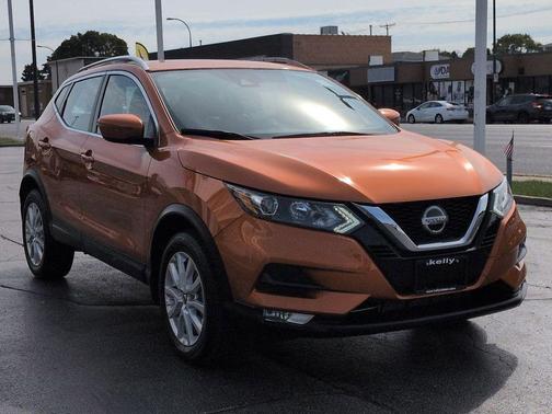 2022 Nissan Rogue Sport SV