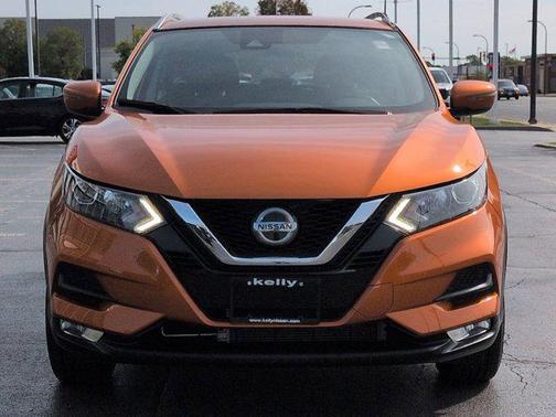 2022 Nissan Rogue Sport SV
