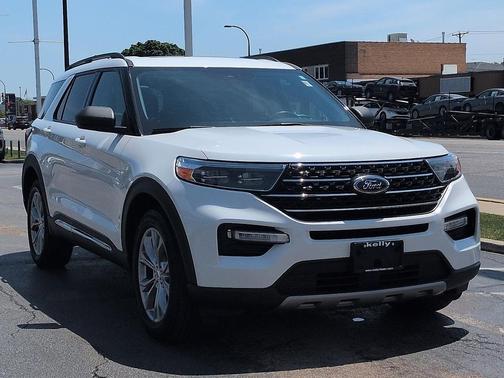 STAR WHITE MET TRI-COAT 2023 Ford Explorer XLT