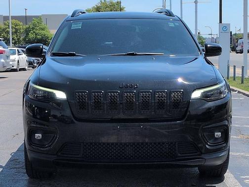 Diamond Black Crystal Pearlcoat 2020 Jeep Cherokee Latitude Plus