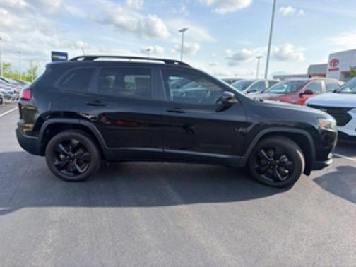 Diamond Black Crystal Pearlcoat 2020 Jeep Cherokee Latitude Plus
