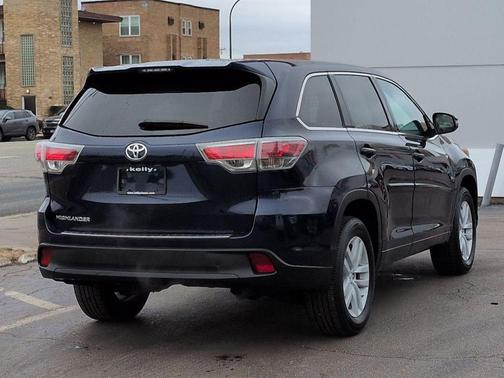 2016 Toyota Highlander LE