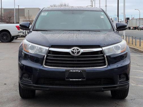 2016 Toyota Highlander LE