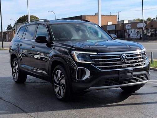 2025 Volkswagen Atlas 2.0T SE w/Technology 4MOTION