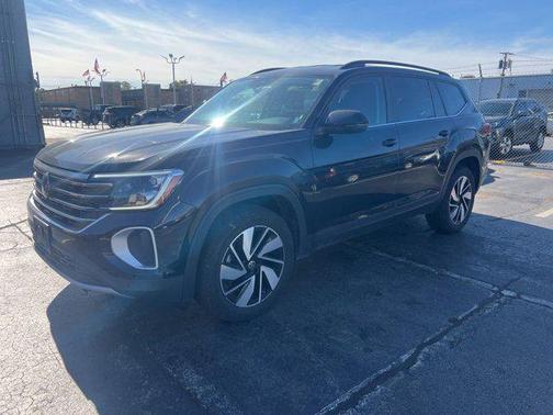 2025 Volkswagen Atlas 2.0T SE w/Technology 4MOTION