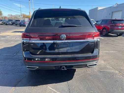 2025 Volkswagen Atlas 2.0T SE w/Technology 4MOTION