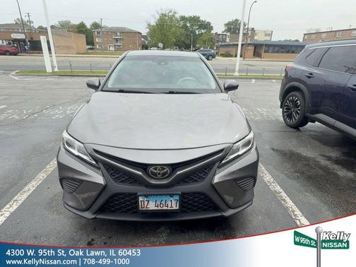 Predawn Gray Mica 2019 Toyota Camry SE