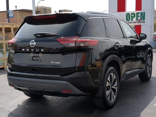 Super Black 2021 Nissan Rogue SV