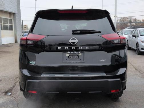 Super Black 2026 Nissan Rogue SV