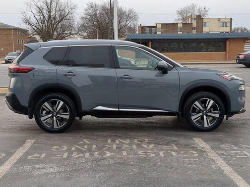 2021 Nissan Rogue Platinum