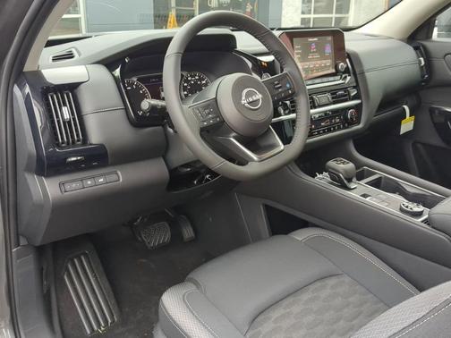 Gun Metallic 2025 Nissan Pathfinder SV 4WD