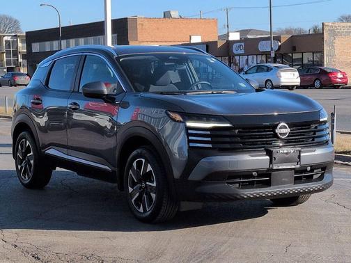 2025 Nissan Kicks SV