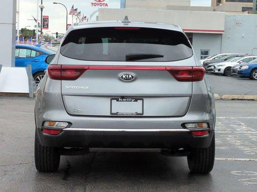2022 Kia Sportage LX