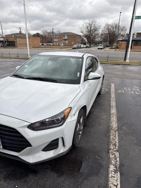 2019 Hyundai Veloster 2