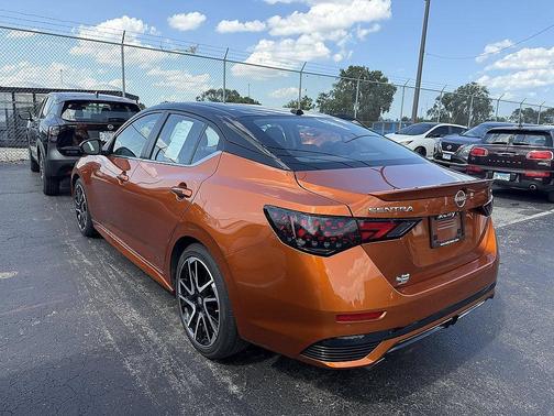 Monarch Orange Metallic/Super Black 2024 Nissan Sentra SR