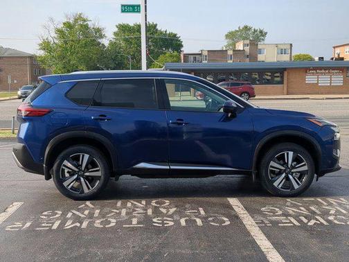 2022 Nissan Rogue SL