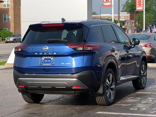 2022 Nissan Rogue SL