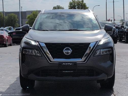 Gun Metallic 2021 Nissan Rogue SV