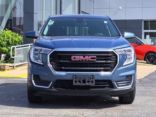 Downpour Metallic 2024 GMC Terrain SLE