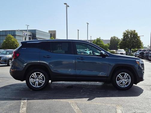 Downpour Metallic 2024 GMC Terrain SLE