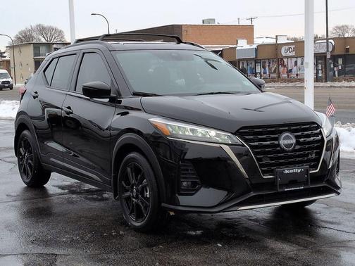 2024 Nissan Kicks SR