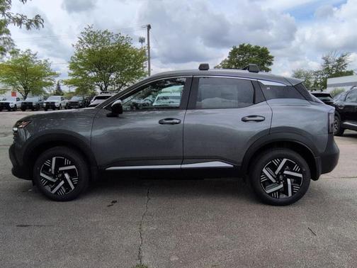 Gun Metallic 2026 Nissan Kicks SV