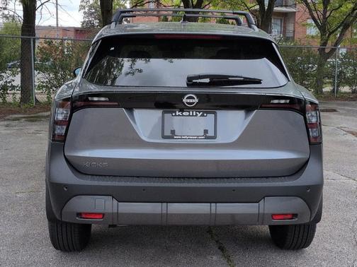 Gun Metallic 2026 Nissan Kicks SV