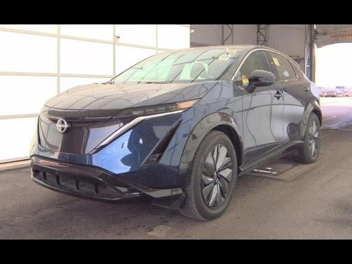 Deep Ocean Blue Pearl/Black Diamond Pearl 2023 Nissan ARIYA ENGAGE