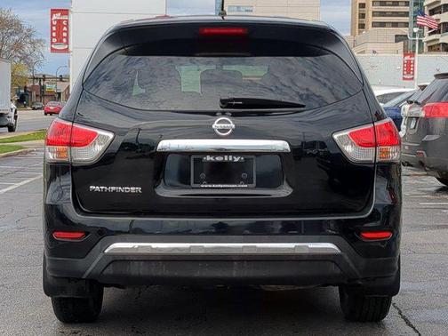 2014 Nissan Pathfinder S