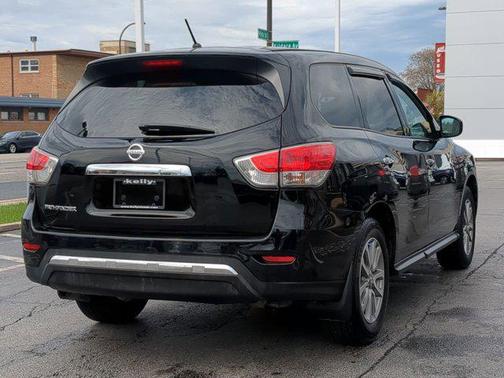 2014 Nissan Pathfinder S