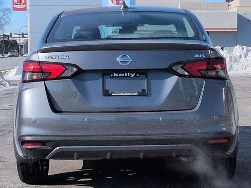 2022 Nissan Versa 1.6 S