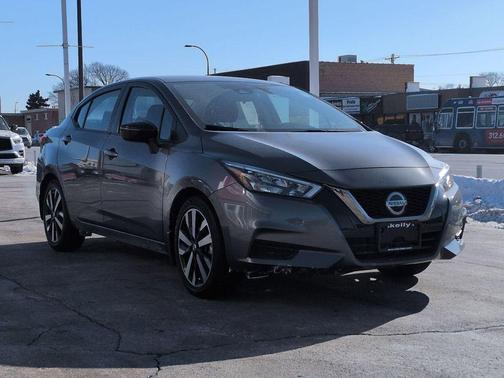 2022 Nissan Versa 1.6 S