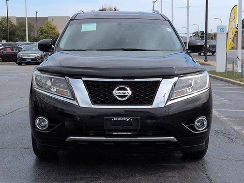 2016 Nissan Pathfinder SV