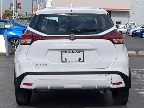 2024 Nissan Kicks S